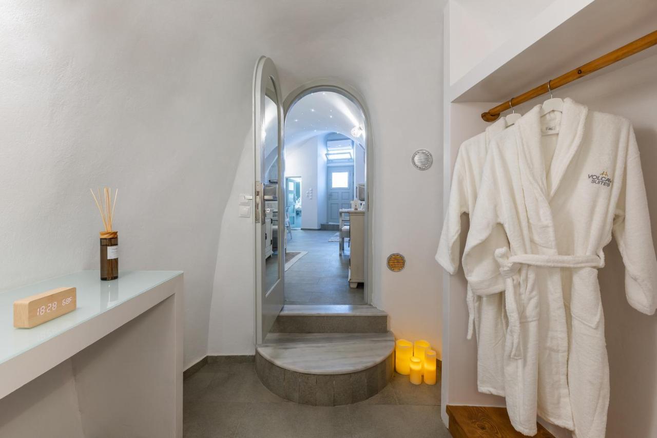 Volcave Suites Karterados  Exterior photo